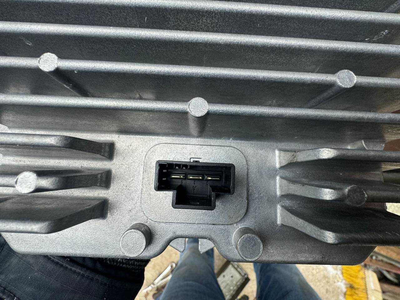 Модуль Управління GATEWAY до BMW G05, G11, G12 8ES01101921