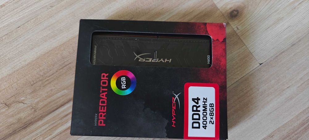 Kingston HyperX Predator RGB 16gb(2x8) Ddr4 4000MHz