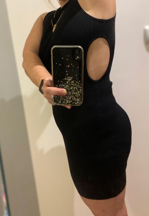 Vestido preto canelado Bershka