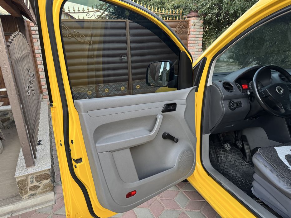 Volkswagen Caddy 2006р. Гарний стан.