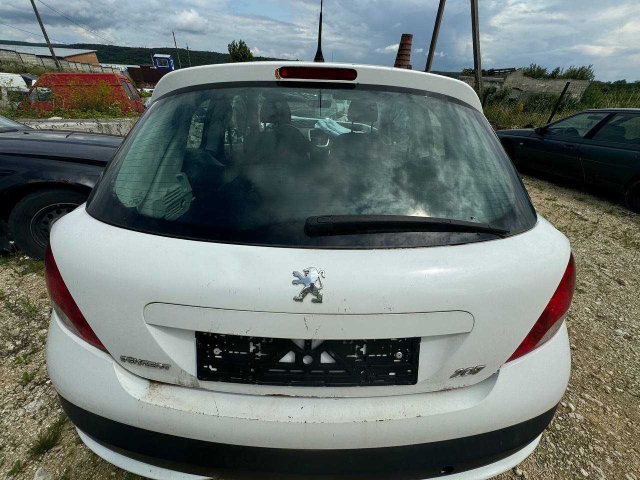Кришка Багажника в зборі зі склом до Peugeot 207 2006-2014