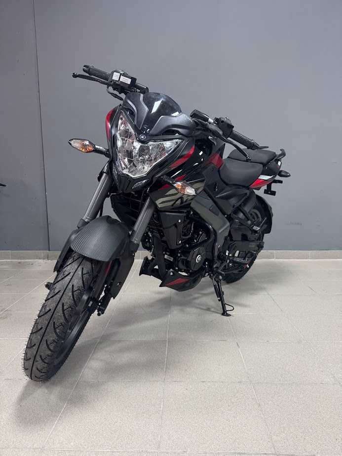 Мотоцикл BAJAJ Pulsar NS 200