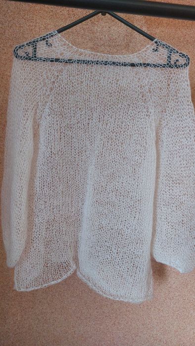 Светр павутинка.