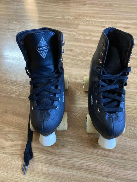 Patins 4 rodas preto - Tam.39