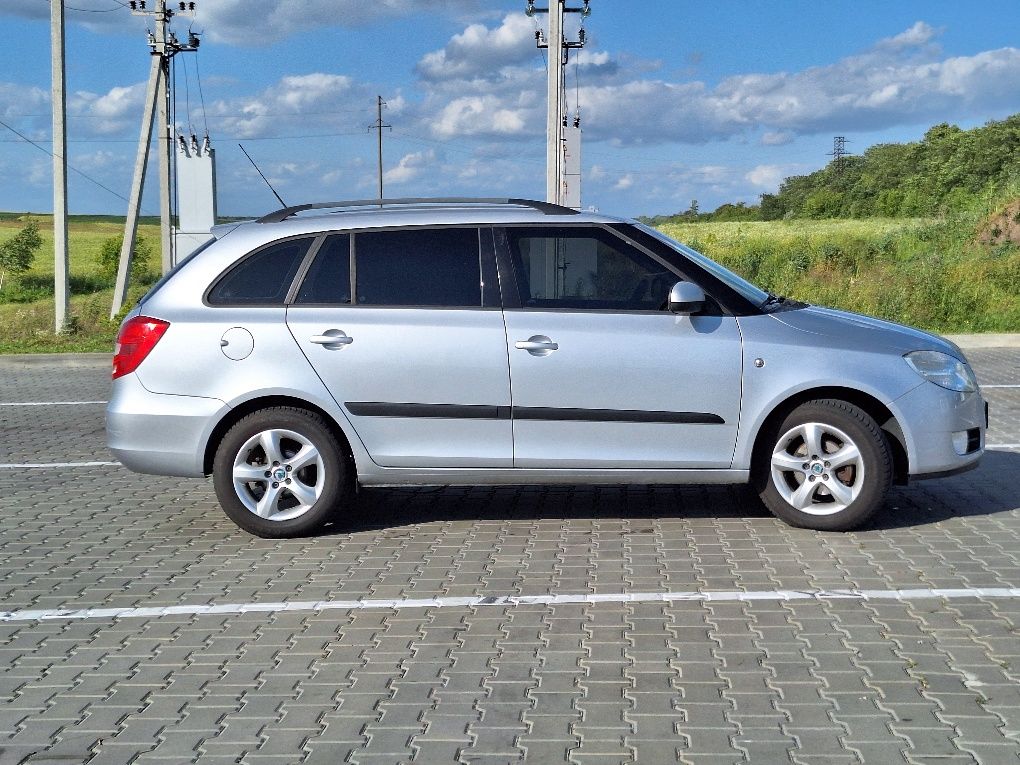 Шкода фабія ІІ 2008 рік