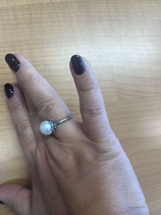 Anel Pandora Prata com pedra