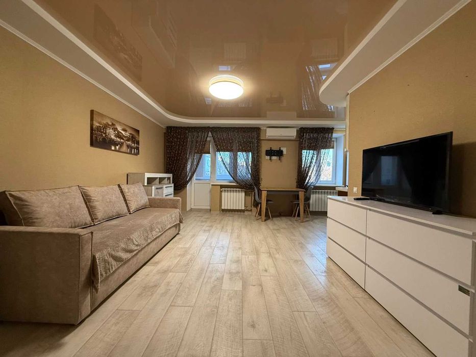 Ест свет! Сдается 1 комн. квартира по ул. Одесская (р-н Металлургов)