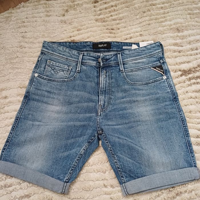 Krótkie jeansy Replay rozmiar 33 nowe