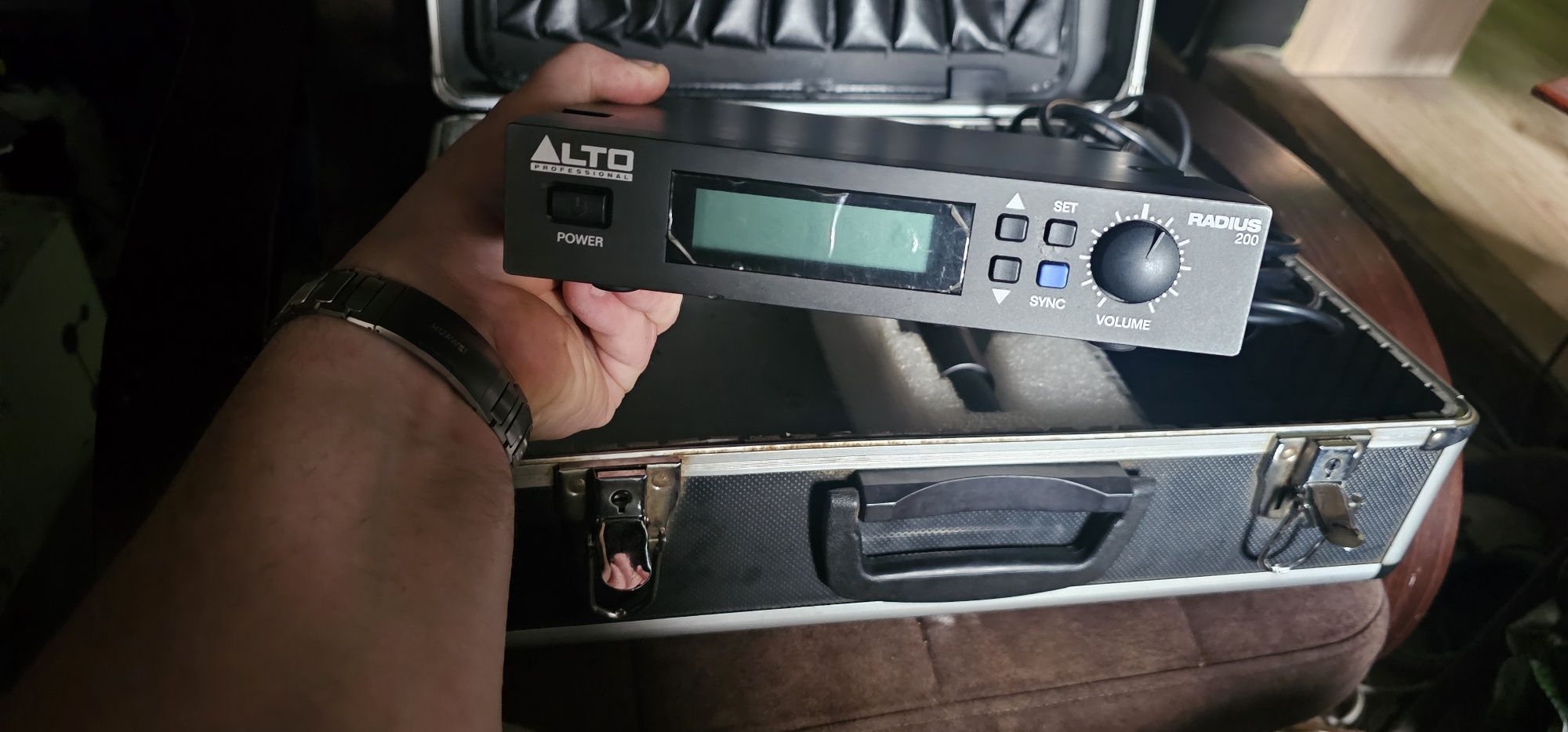 Glosnik DJ Skytec sp 1200 i mokrofon ɓezprzewodowy