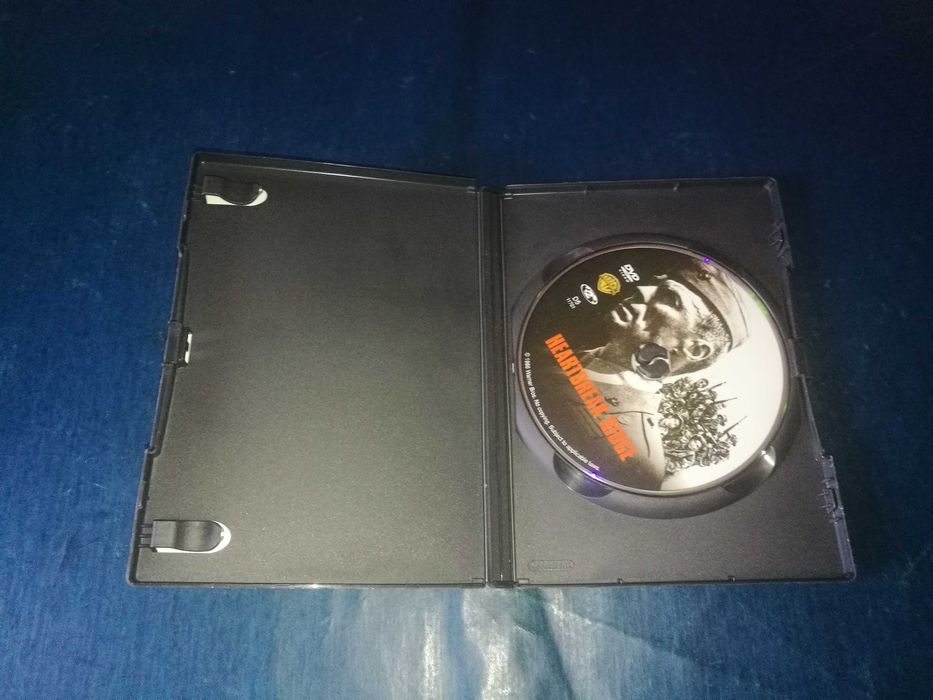 O SARGENTO DE FERRO (CLINT EASTWOOD	DVD (legendagem em Português)
