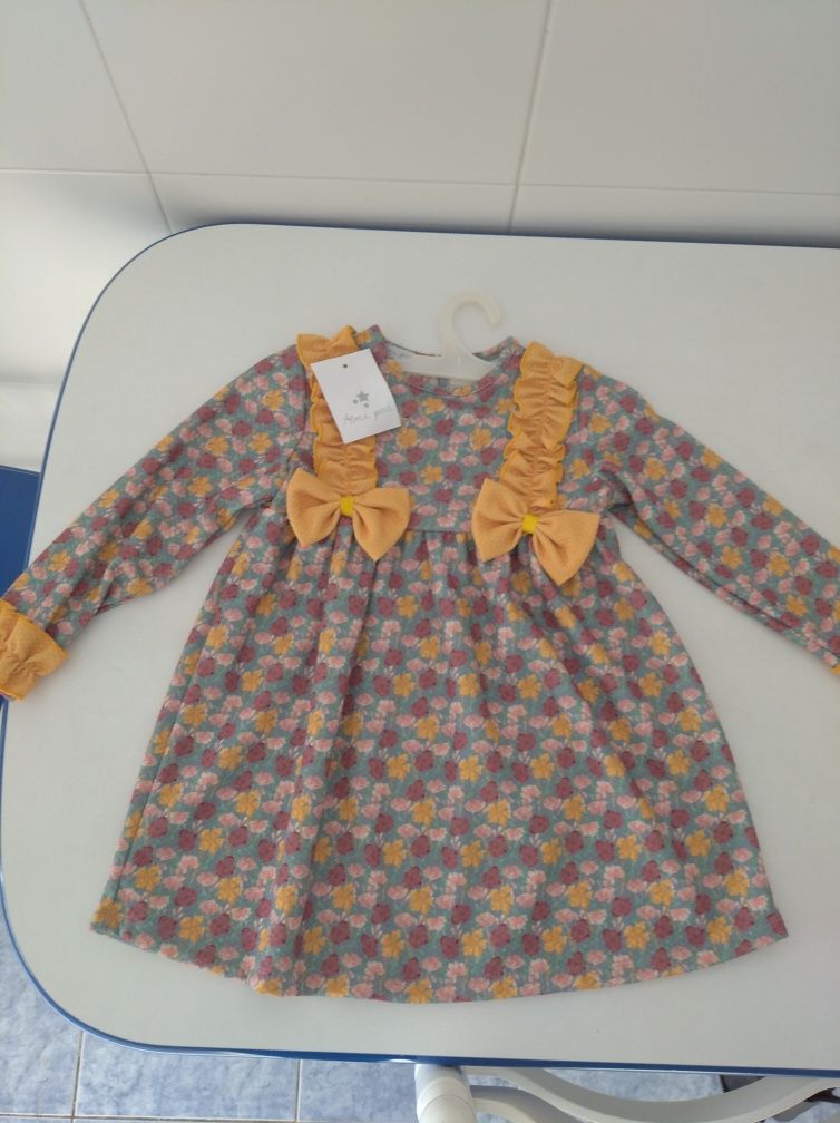 Vestido novo da Alma Petit tamanho 5 anos