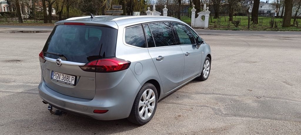 Opel Zafira C Tourer 7 osób