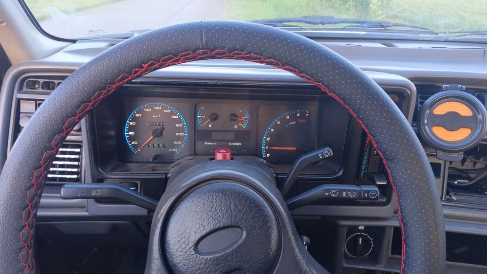 Продам Ford Sierra 1.8 бензин