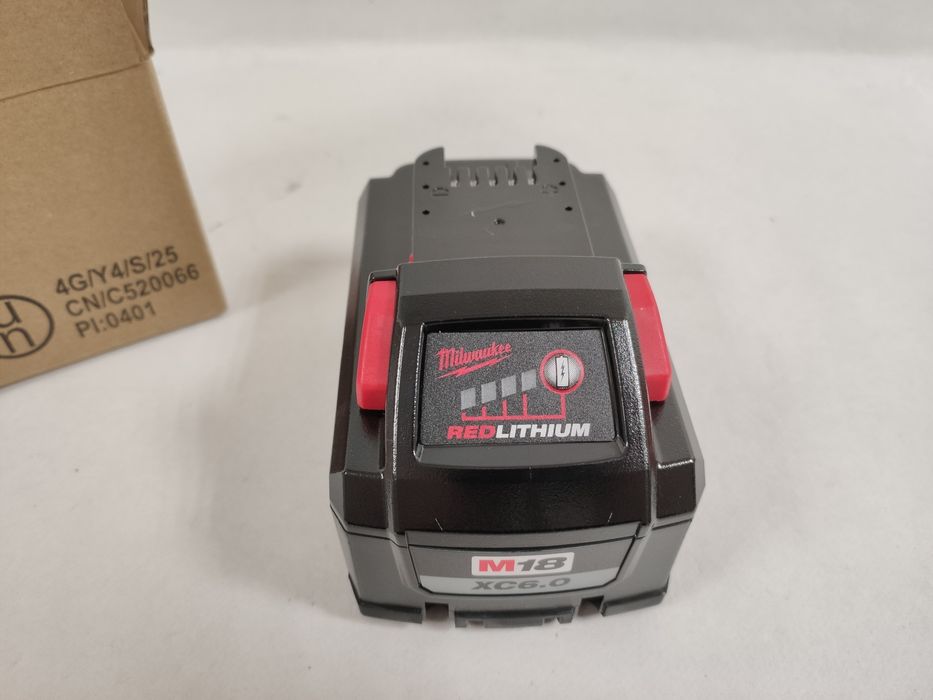 Оригінальна акумуляторна батарея Milwaukee M18 XC6.0 HIGH OUTPUT