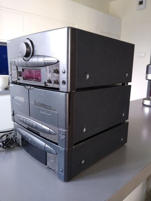 Wieża Grundig bez kolumn.