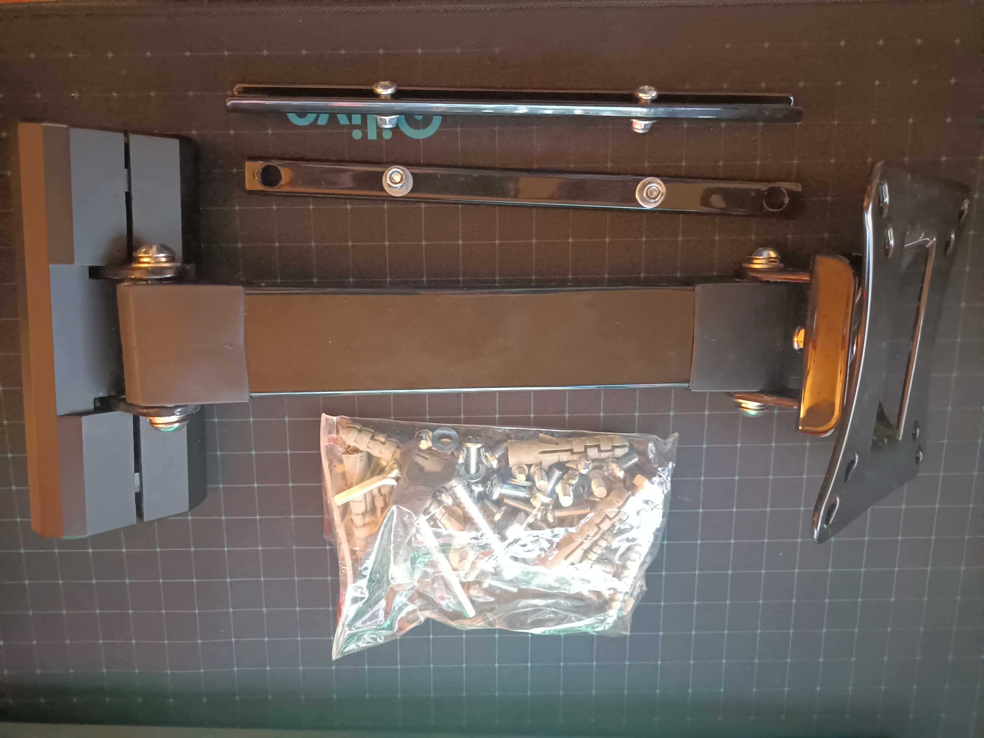 Uchwyt do ekranu LCD Plazma LC-Y 132T CZ