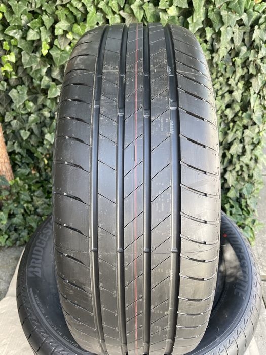 235/55 R18 Bridgestone Turanza T005