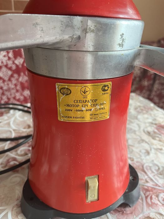 Сепаратор молока Мотор січ СЦМ 80
