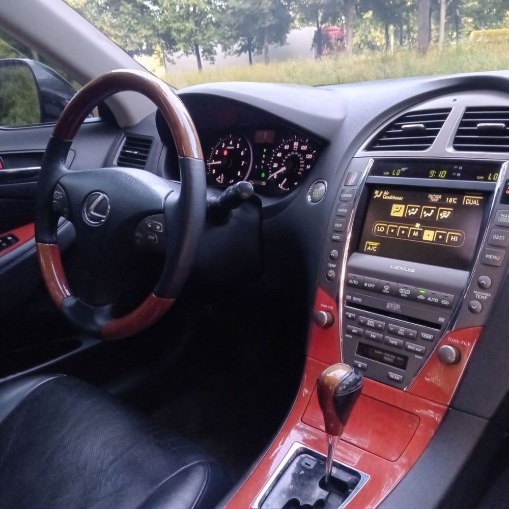 Lexus ES 350 идеал! Низ рынка!