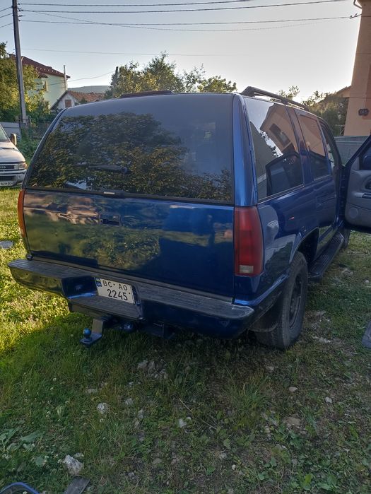 Продам GMC Yukon 5.7L