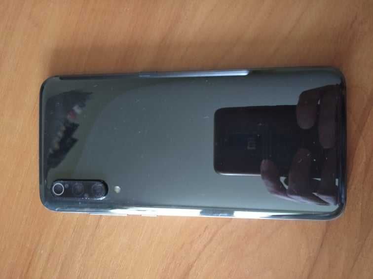 Xiaomi mi 9 6/128 GB