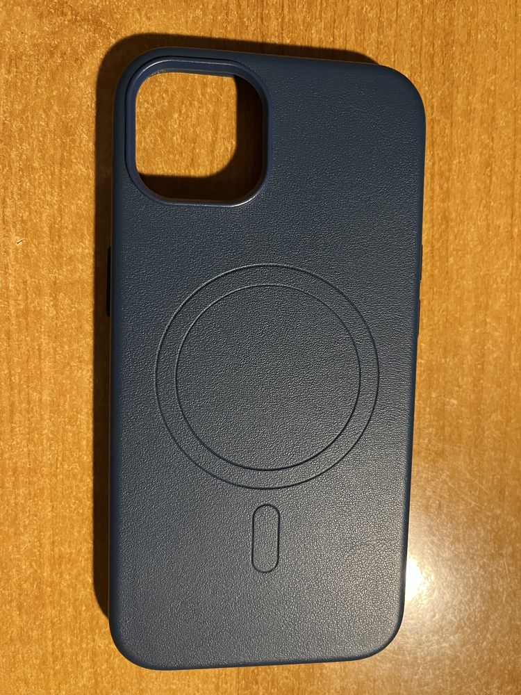 Case iPhone 13.