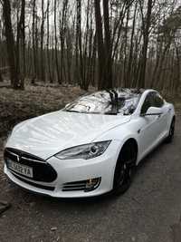 Tesla Model S 70D 70kWh Dual Motor 328к.с. 2015 piк