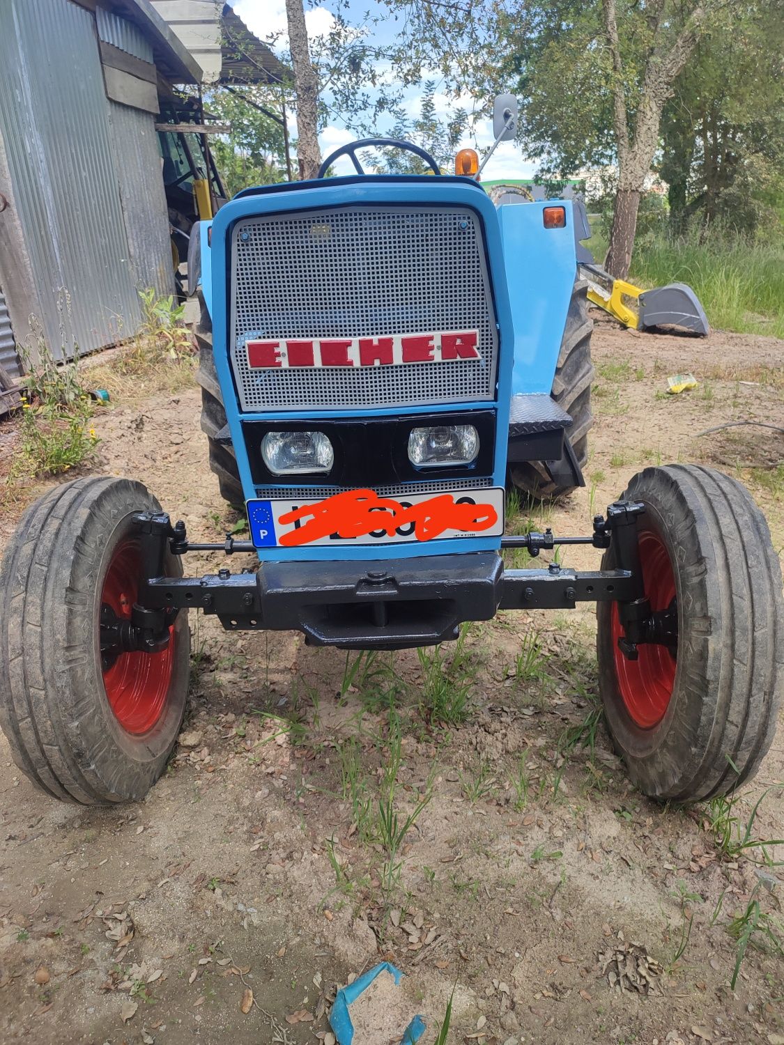 Trator agrícola + Charua Galucho