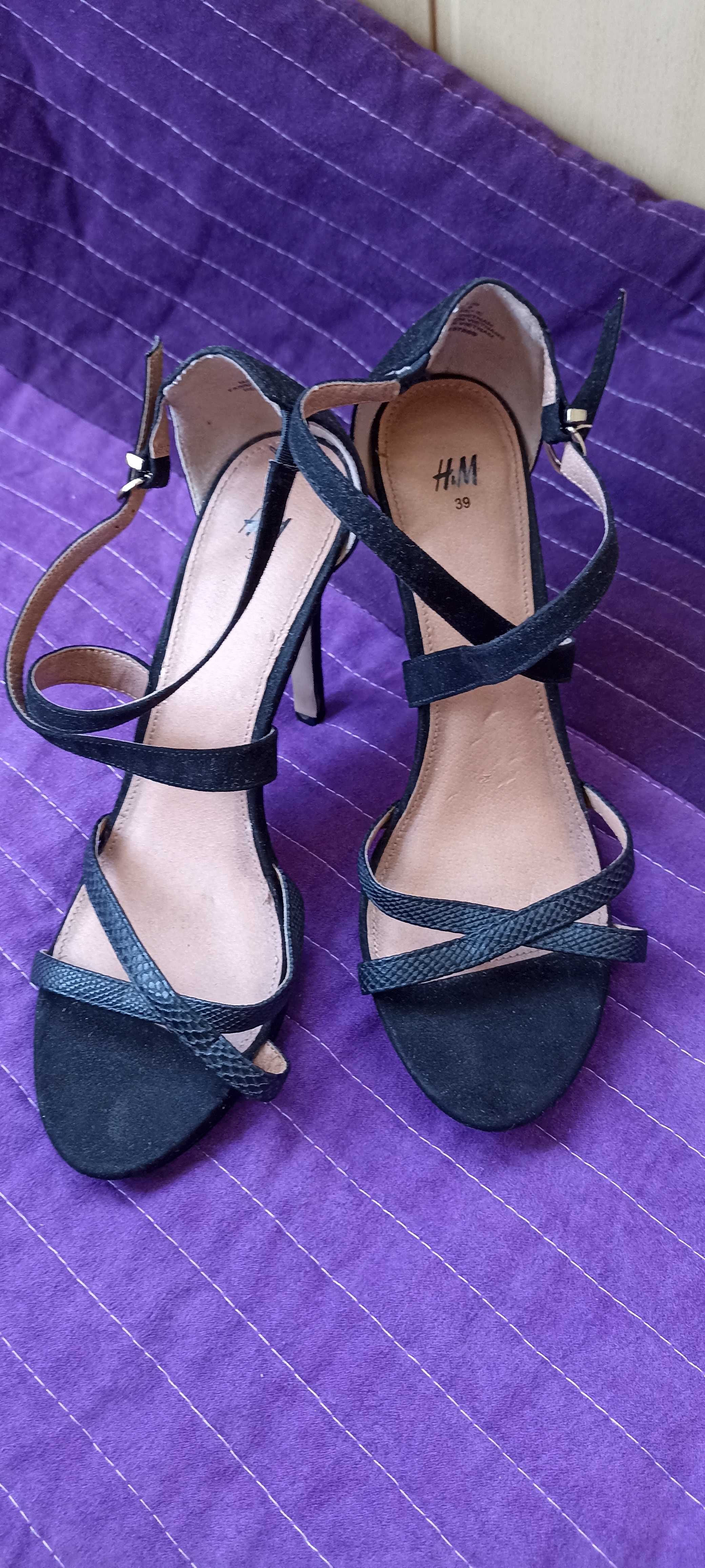 Босоніжки, туфлі, взуття жіноче H&M