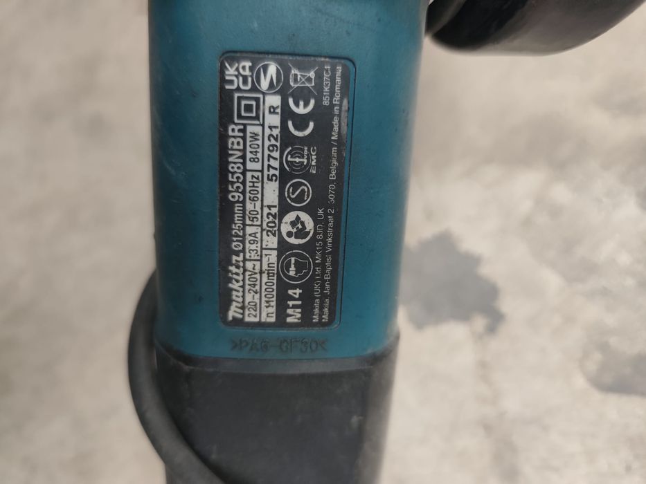 Rebarbadoras Makita 2000W 230mm e 840W 125mm
