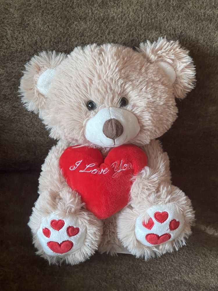 Pluszowy Miś z serduszkiem i napisem „I love you”, maskotka wys. 25 cm