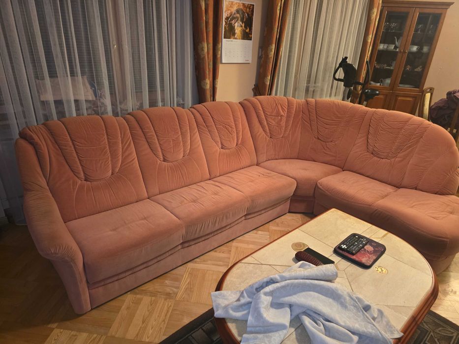 Narożnik + pufy - ODDAM ZA DARMO