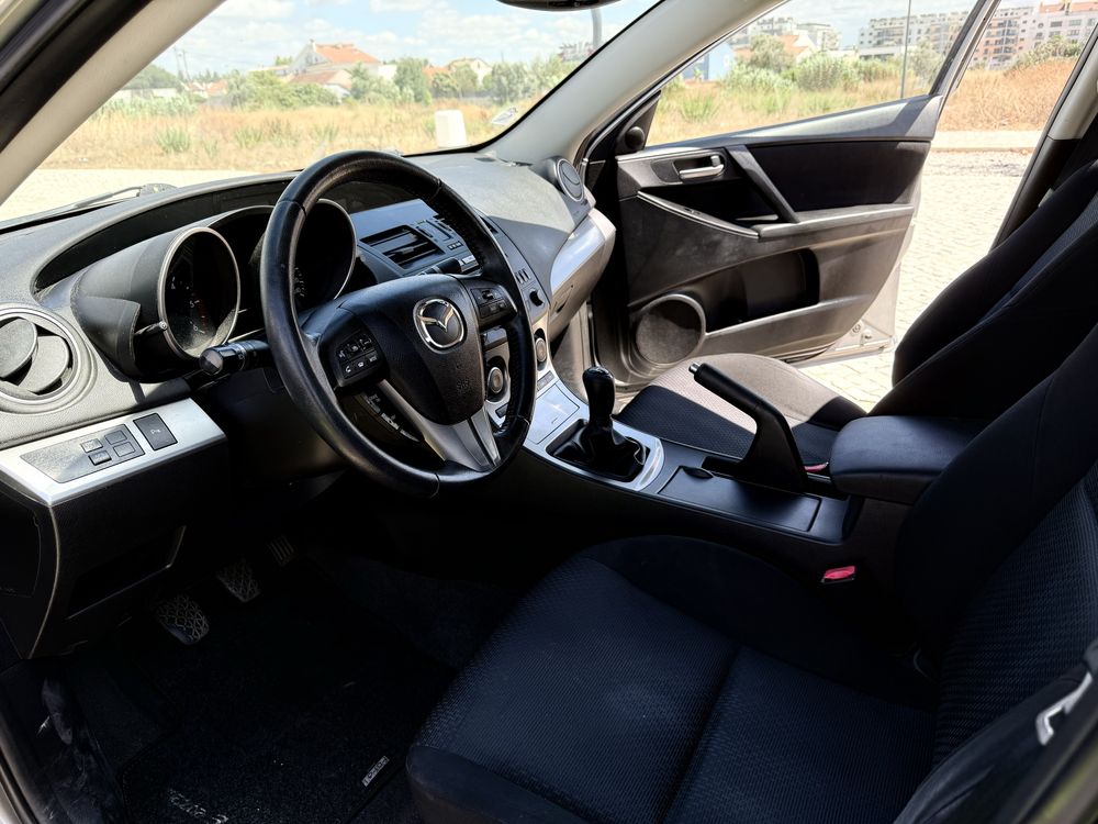 Mazda 3 1.6 cd impecavel