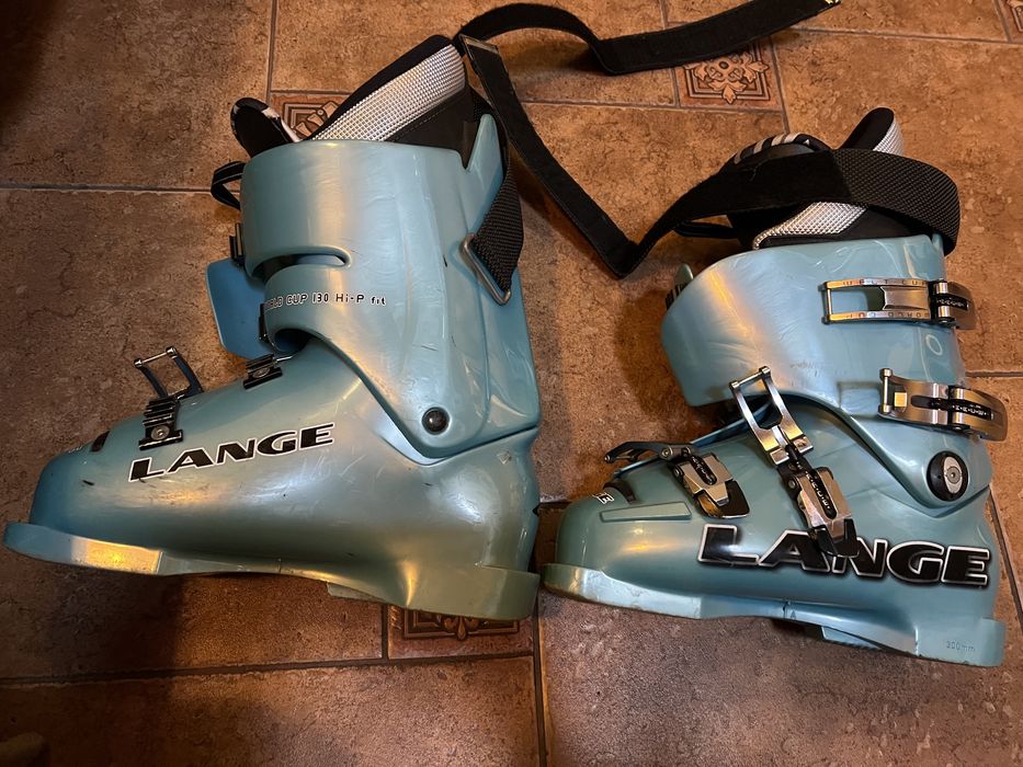 Черевики для лиж