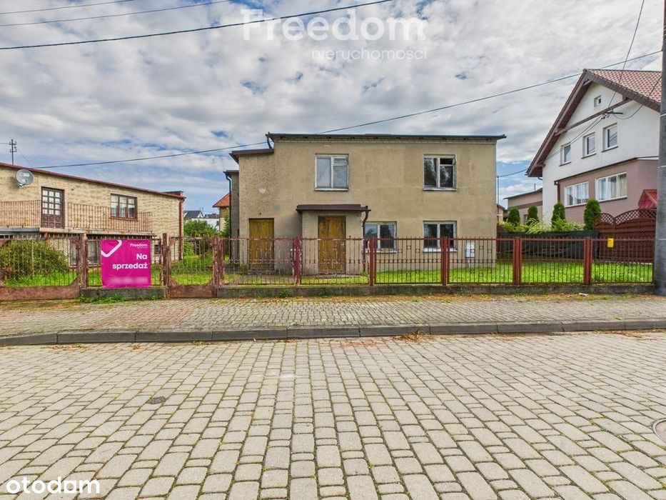 Dom w Olsztynku z budynkiem gospodarczym