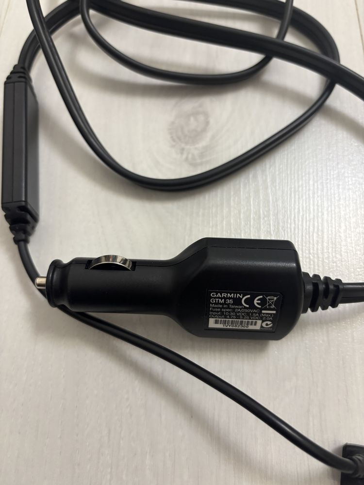 Приймачі трафіку Garmin gtm35