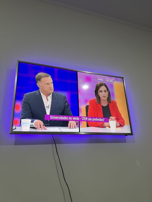 Tv samsung 40” ultraHD 4K
