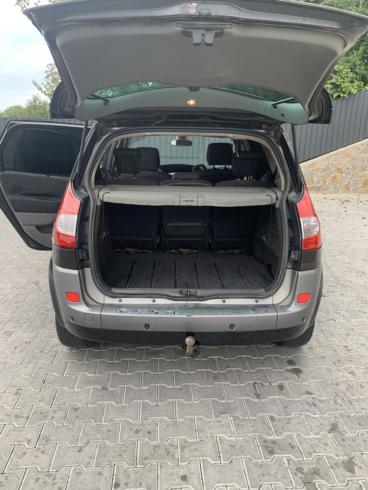 Renault megane scenic
