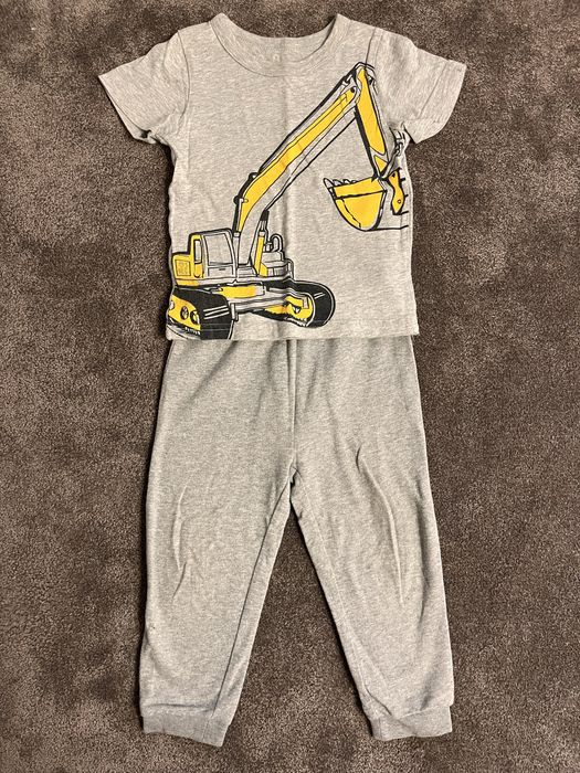 Komplet chłopięcy koparka spodnie t-shirt 86 92
