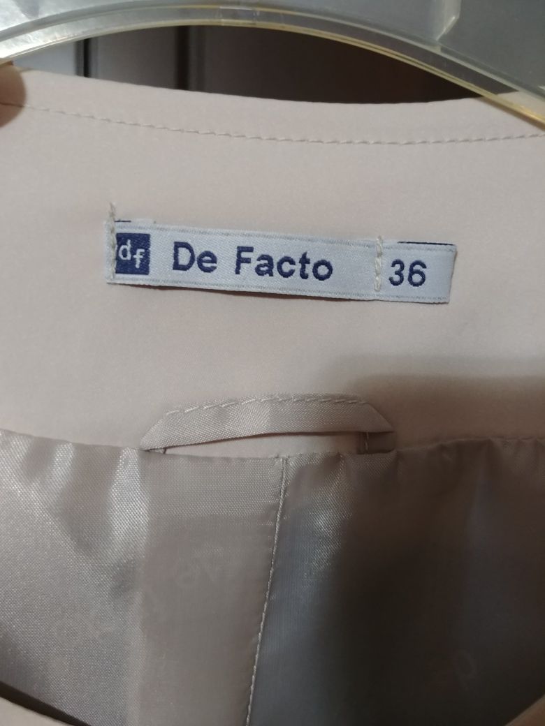 Płaszcz damski 36 De Facto