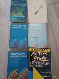 Dicionários de português, inglês e francês