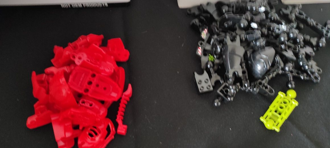 150 peças lego Bionicle