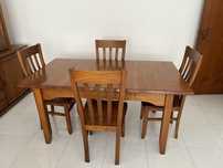 Mesa + 4 cadeiras