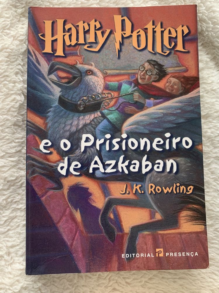 Coleção dos livros Harry Potter da autora J.K Rowling