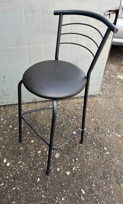 Продам барные стулья