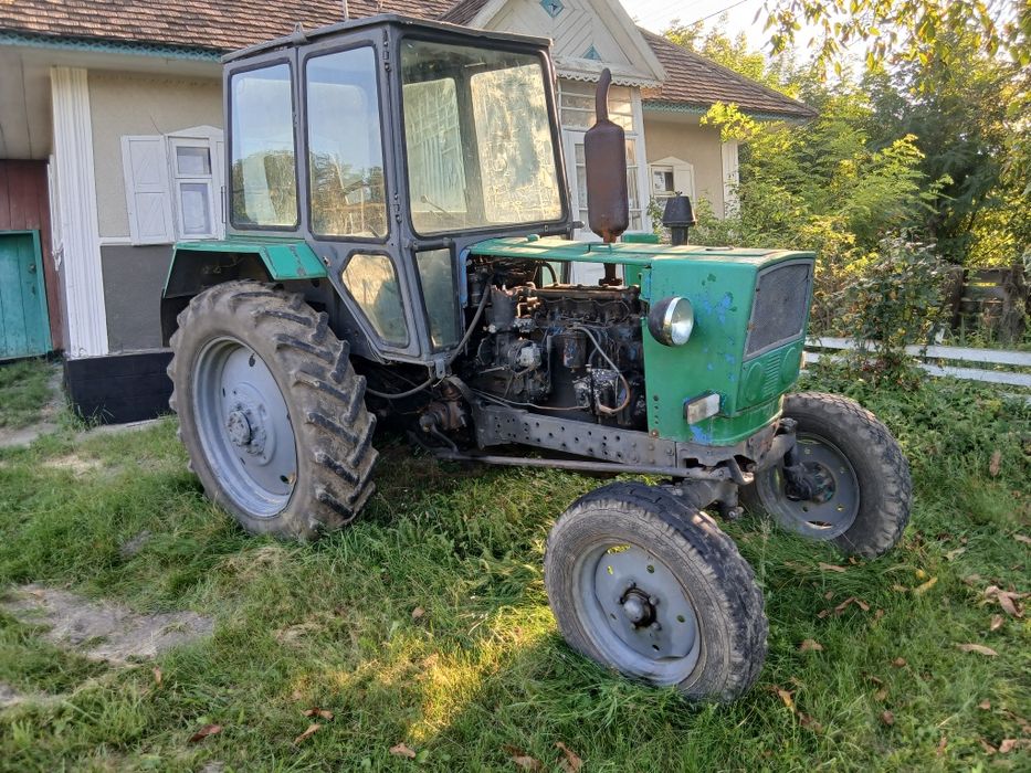 Продам Трактор Юмз 6 з документами.