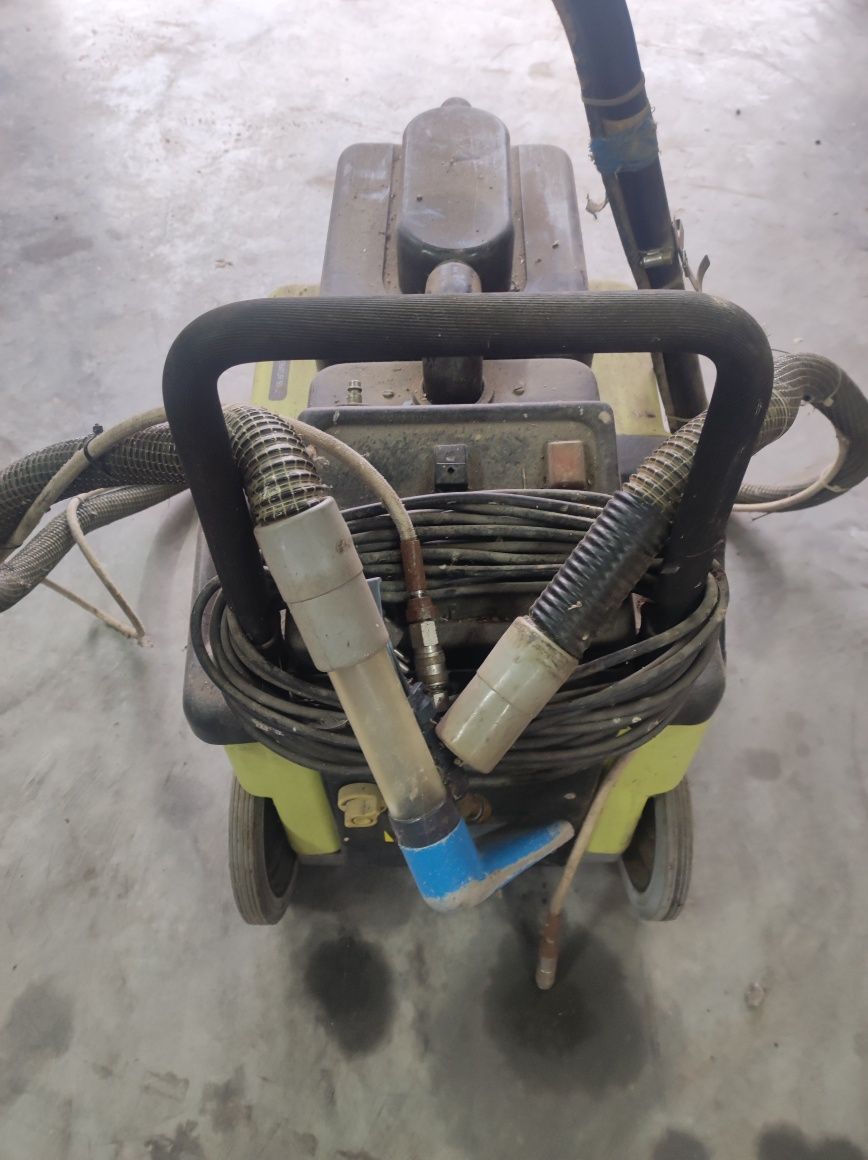 Odkurzacz piorący Karcher puzzli profi