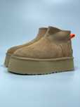 Damskie botki UGG Classic Ultra Mini Platform