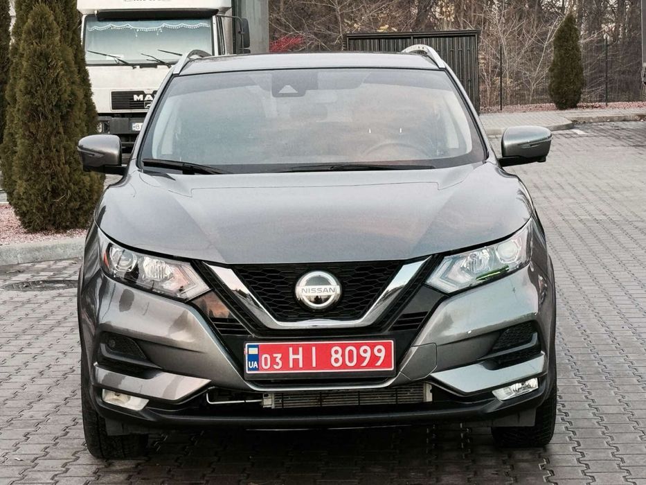 NISSAN  Rogue 2020