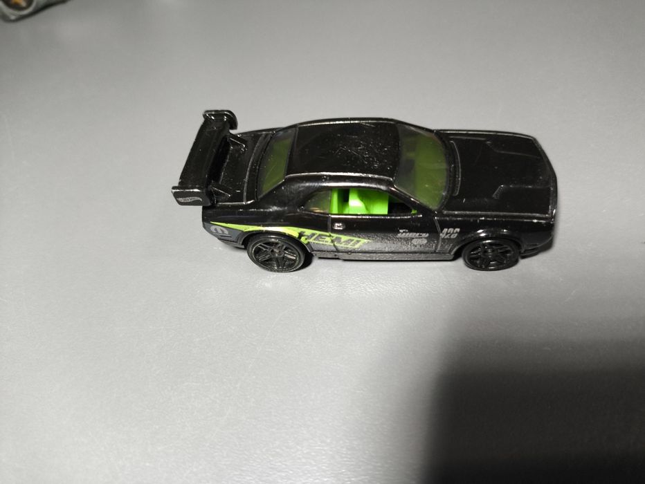 Dodge challenger Hot Wheels